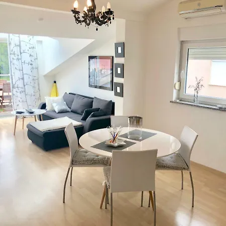 Apartment Apartman Sara