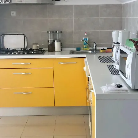 Apartman Sara *
